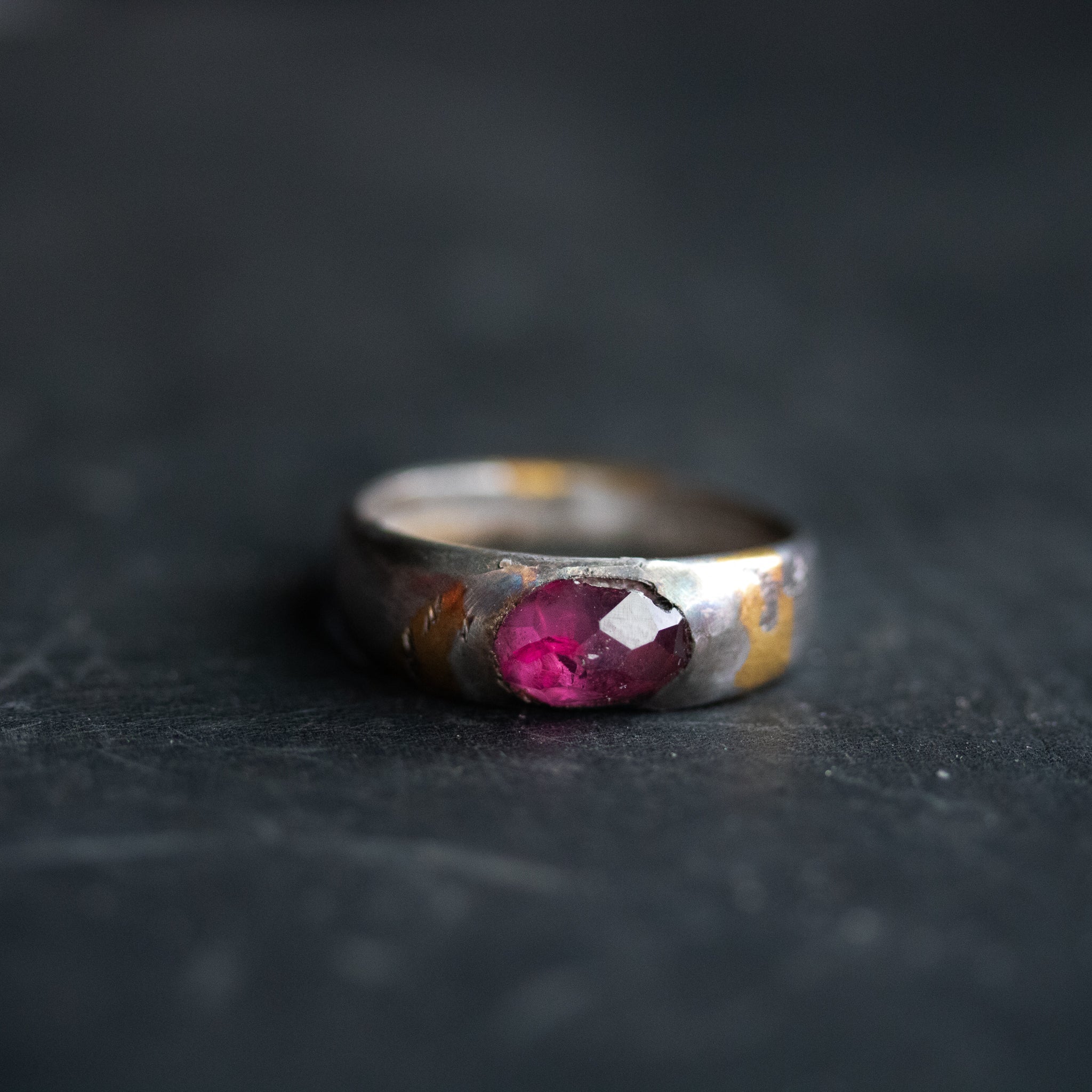 Stirrup Ring Pink Garnet limited edition - Machinations