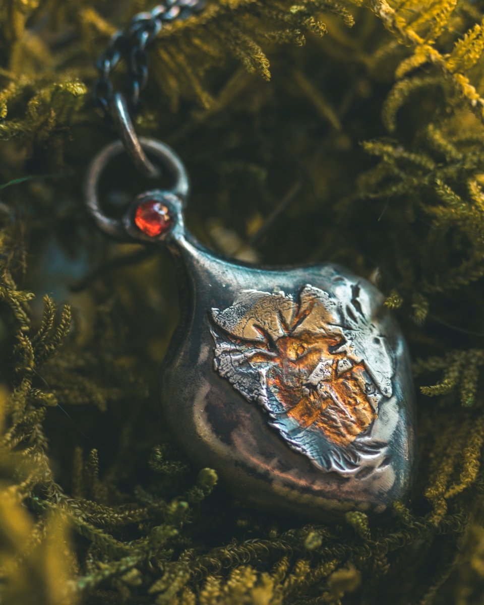 The Stag Pendant with Garnet: A Symbol of Spiritual Authority and Strength - Machinations