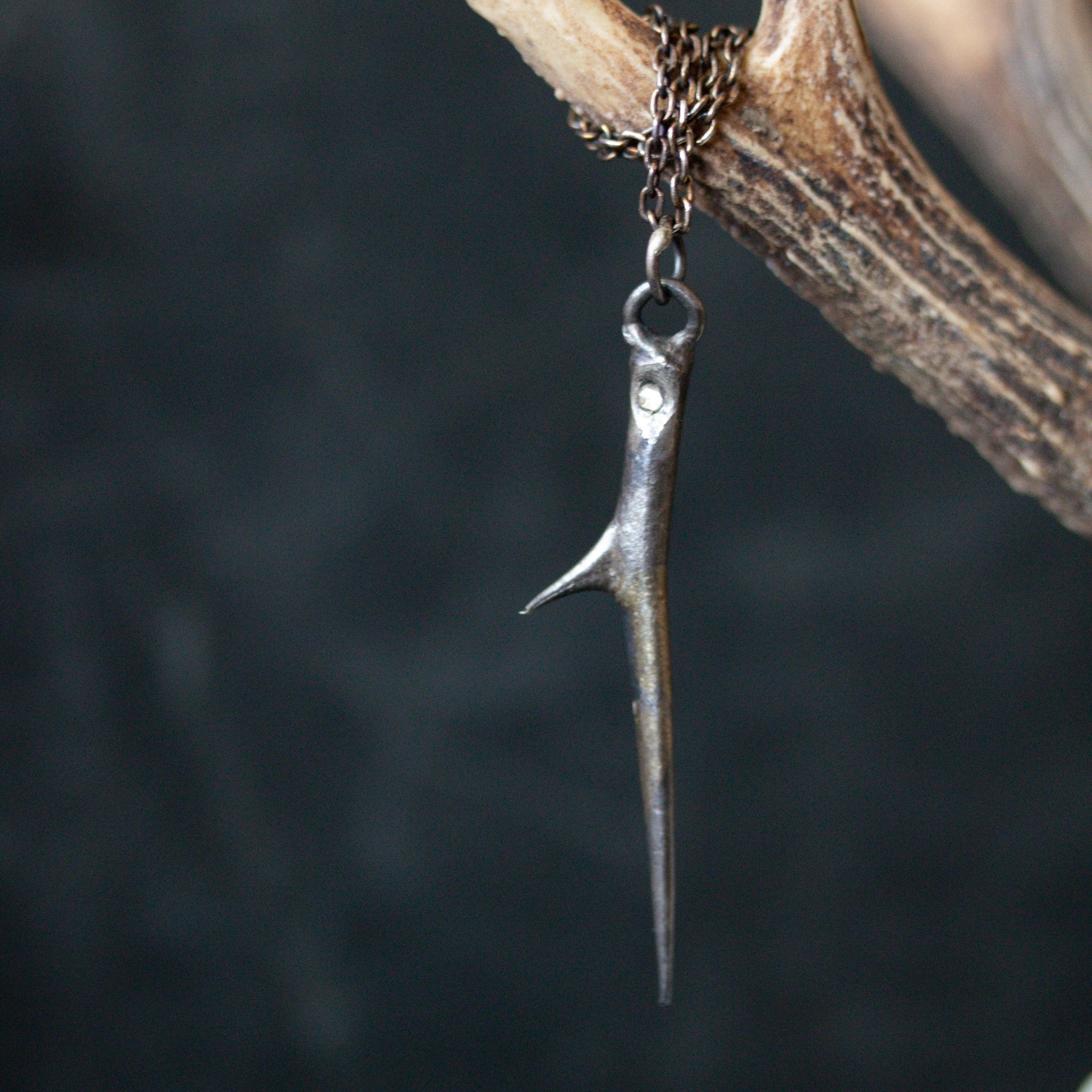 Thorn with White Rose Cut - Machinations