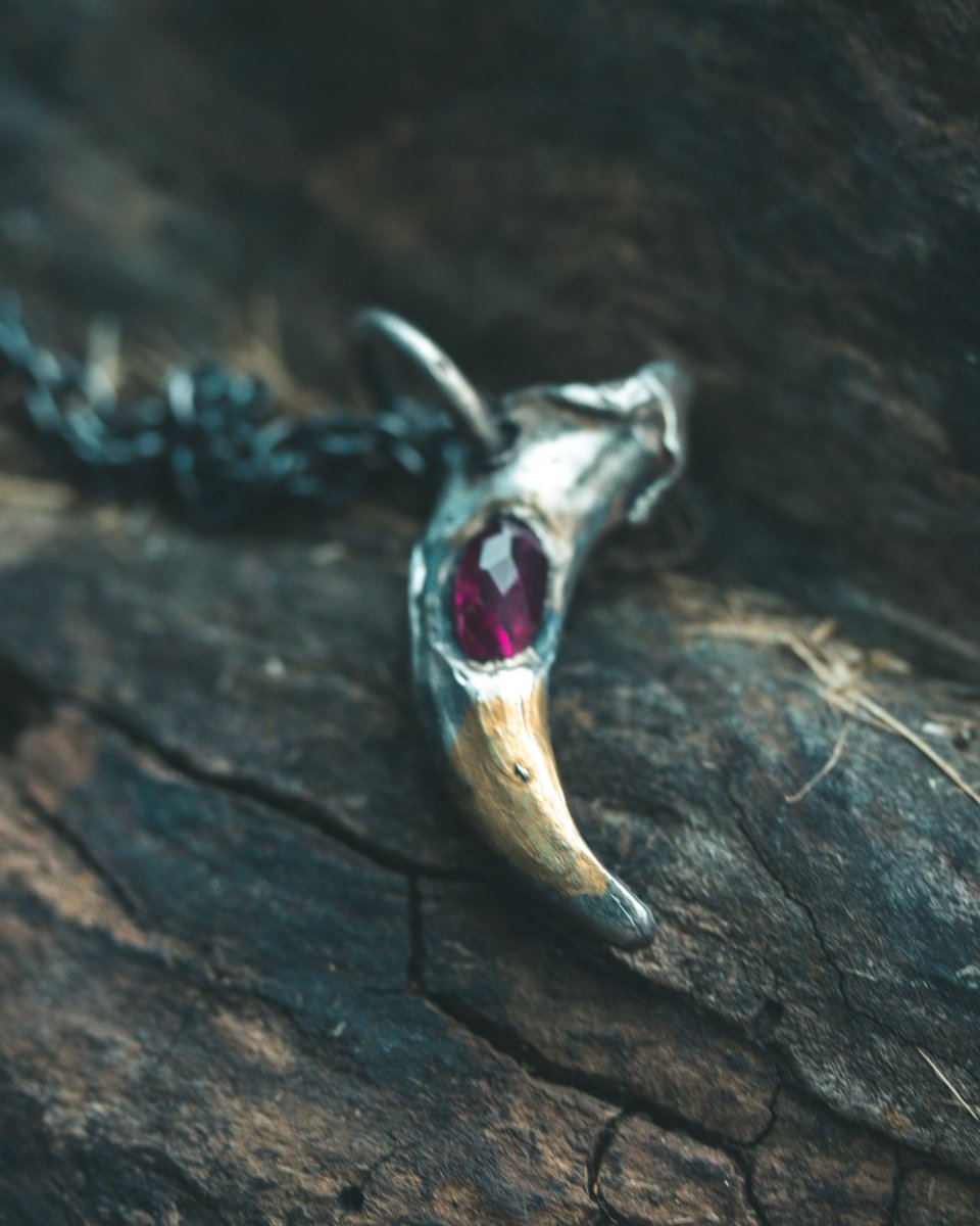 Wolf Claw Pendant – Rhodolite Garnet, Sterling Silver & 23.5K Gold | Wild Talisman of Passion, Protection, and Inner Strength - Machinations