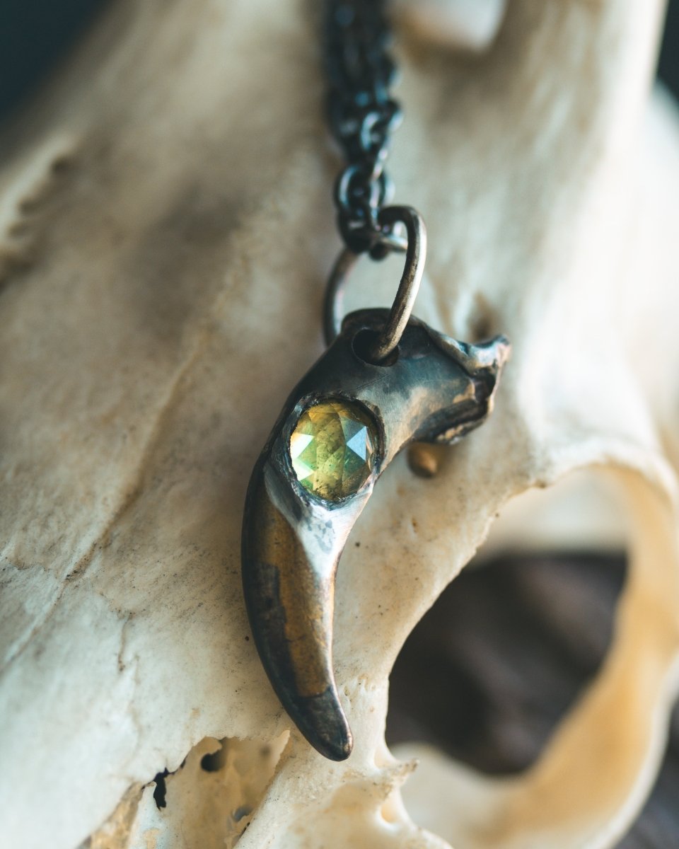 Wolf Claw Pendant with Peridot: Symbol of Guardianship, Renewal, and Spiritual Growth - Machinations