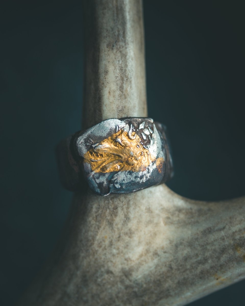 Wolf Signet Sterling Silver & 23K Gold | Sacred Symbol of Guardianship, Loyalty & Alchemical Power - Machinations